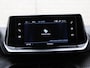 Peugeot 2008 SUV Allure 130pk Automaat | Navigatie | Climate Control | Cruise Control | Parkeersensoren | Keyless | Led koplampen | Armsteun | Apple Carplay / Android Auto | Bluetooth | DAB+ radio | Stof/kunstleder | Multifunctioneel lederen stuurwiel | Automatisch dimlicht | Regensensor | Donker getint glas | 17" lichtmetalen velgen |