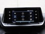 Peugeot 2008 SUV Allure 130pk Automaat | Navigatie | Climate Control | Cruise Control | Parkeersensoren | Keyless | Led koplampen | Armsteun | Apple Carplay / Android Auto | Bluetooth | DAB+ radio | Stof/kunstleder | Multifunctioneel lederen stuurwiel | Automatisch dimlicht | Regensensor | Donker getint glas | 17" lichtmetalen velgen |