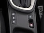 Toyota Yaris Cross 1.5 Hybrid 130 Executive Bi-Tone | HUD | Parkeersensoren | Stuur- & Stoelverwarming | Navigatie | BSM