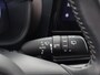 Toyota Yaris Cross 1.5 Hybrid 130 Executive Bi-Tone | HUD | Parkeersensoren | Stuur- & Stoelverwarming | Navigatie | BSM