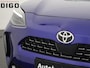 Toyota Yaris Cross 1.5 Hybrid 130 Executive Bi-Tone | HUD | Parkeersensoren | Stuur- & Stoelverwarming | Navigatie | BSM