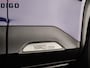 Toyota Yaris Cross 1.5 Hybrid 130 Executive Bi-Tone | HUD | Parkeersensoren | Stuur- & Stoelverwarming | Navigatie | BSM