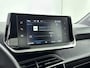 Peugeot 208 Active 75pk | Navigatie via Apple Carplay / Android Auto | Airco | Cruise Control | DAB+ radio | Bluetooth | Automatisch dimlicht | Multifunctioneel lederen stuurwiel |