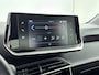 Peugeot 208 Active 75pk | Navigatie via Apple Carplay / Android Auto | Airco | Cruise Control | DAB+ radio | Bluetooth | Automatisch dimlicht | Multifunctioneel lederen stuurwiel |