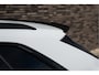 Audi Q8 55 TFSI e quattro S-Line | Navi | Leder | B&O | Trekhaak | Luchtvering | Camera | 23"LM | Head-Up | Wit Metallic