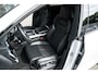 Audi Q8 55 TFSI e quattro S-Line | Navi | Leder | B&O | Trekhaak | Luchtvering | Camera | 23"LM | Head-Up | Wit Metallic