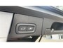 Volvo XC60 2.0 T6 Plug-in hybrid AWD Plus Bright 350 PK | Navigatie | Airco |Apple Carplay & Android Auto | Stoelverwarming | Elektrisch verstelbare stoelen met geheugenfunctie | Panoramadak |