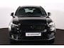 Volvo XC40 B4 Plus Black Edition - Panorama/schuifdak - IntelliSafe Assist & Surround - 360º Camera - Harman/Kardon audio - Verwarmde voorstoelen & stuur - Parkeersensoren voor & achter - Elektr. bedienb. voorstoelen met geheugen links - Draadloze tel. lader - Extra getint glas - Inklapbare trekhaak - 20' LMV