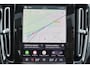 Volvo XC40 B4 Plus Black Edition - Panorama/schuifdak - IntelliSafe Assist & Surround - 360º Camera - Harman/Kardon audio - Verwarmde voorstoelen & stuur - Parkeersensoren voor & achter - Elektr. bedienb. voorstoelen met geheugen links - Draadloze tel. lader - Extra getint glas - Inklapbare trekhaak - 20' LMV