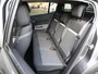 Citroën C5 Aircross SUV Business 130pk | Navigatie | Achteruitrijcamera | Climate Control | Cruise Control | Parkeersensoren v+a | Dodehoeksensor | Led koplampen | Armsteun | Apple Carplay / Android Auto | Bluetooth | DAB+ radio | Volledig digitaal instrumentenpaneel | Multifunctioneel lederen stuurwiel | Donker getint glas | 18" lichtmetalen velgen |