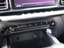 Citroën C5 Aircross SUV Business 130pk | Navigatie | Achteruitrijcamera | Climate Control | Cruise Control | Parkeersensoren v+a | Dodehoeksensor | Led koplampen | Armsteun | Apple Carplay / Android Auto | Bluetooth | DAB+ radio | Volledig digitaal instrumentenpaneel | Multifunctioneel lederen stuurwiel | Donker getint glas | 18" lichtmetalen velgen |