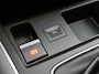 Citroën C5 Aircross SUV Business 130pk | Navigatie | Achteruitrijcamera | Climate Control | Cruise Control | Parkeersensoren v+a | Dodehoeksensor | Led koplampen | Armsteun | Apple Carplay / Android Auto | Bluetooth | DAB+ radio | Volledig digitaal instrumentenpaneel | Multifunctioneel lederen stuurwiel | Donker getint glas | 18" lichtmetalen velgen |