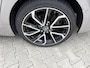 Toyota Corolla 1.8 Hybrid Executive | Leer | All Seasons
