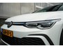 Volkswagen Golf 1.4 eHybrid GTE 245 pk /IQ.Light Matrix /Camera /Stoelverw. /Side Assist /Keyless-Go /Ambientverl. /Navi /3-Zone Clima /17'' LMV