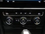 Volkswagen Golf 1.5 TSI 150 PK Highline Business R DSG Automaat | Climate Control | Parkeersensoren Voor & Achter | DAB+ | Navigatie |