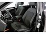 Volkswagen Passat Variant 1.4 TSI PHEV Automaat GTE Business | SOH 88% | Cruise Controle Adaptief | Elektrisch Panoramadak | Camera | Stoelverwarming Voor & Achter | Navigatie | Climate Control |