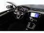 Volkswagen Passat Variant 1.4 TSI PHEV Automaat GTE Business | SOH 88% | Cruise Controle Adaptief | Elektrisch Panoramadak | Camera | Stoelverwarming Voor & Achter | Navigatie | Climate Control |