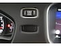 Volvo V40 2.0 T3 Momentum | Stoelverwarming | Trekhaak | LED | Parkeersensoren Achter |