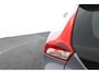 Volvo V40 2.0 T3 Momentum | Stoelverwarming | Trekhaak | LED | Parkeersensoren Achter |