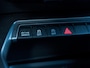 Audi A3 Limousine 30 TFSI S edition | S-Line | Stoelverwarming | Adaptieve Cruise Control | 18'' Lichtmetalen Velgen | Navigatie | Apple Carplay | Android Auto | Sportstoelen | Sportstuurwiel |