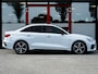 Audi A3 Limousine 30 TFSI S edition | S-Line | Stoelverwarming | Adaptieve Cruise Control | 18'' Lichtmetalen Velgen | Navigatie | Apple Carplay | Android Auto | Sportstoelen | Sportstuurwiel |