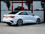 Audi A3 Limousine 30 TFSI S edition | S-Line | Stoelverwarming | Adaptieve Cruise Control | 18'' Lichtmetalen Velgen | Navigatie | Apple Carplay | Android Auto | Sportstoelen | Sportstuurwiel |