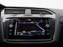 Volkswagen Tiguan 1.4 TSI eHybrid R-Line Business 245PK DSG Trekhaak, Black Style, 20" LM Velgen, Achteruitrijcamera, Side Assist, Elektr. Achterklep, Matrix LED-Verlichting