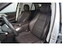 Mercedes-Benz GLE 350 e 4MATIC | 334PK | Plug-in Hybrid | NAV | Camera | Stoelverwarming | Leder De Mercedes-Benz GLE 350 e biedt met zijn 4MATIC vierwielaandrijving veel comfort en zekerheid onderweg en beschikt bovendien over een maximaal trekgewicht van maar liefst 2.700 kg. De combin
