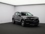 Volvo XC40 T4 190pk Automaat Momentum Pro / Trekhaak / Cruise Control / Elektrische Achterklep / Parkeersensoren Achter / All-Seasonbanden /