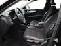 Volvo XC40 T4 190pk Automaat Momentum Pro / Trekhaak / Cruise Control / Elektrische Achterklep / Parkeersensoren Achter / All-Seasonbanden /