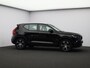 Volvo XC40 T4 190pk Automaat Momentum Pro / Trekhaak / Cruise Control / Elektrische Achterklep / Parkeersensoren Achter / All-Seasonbanden /