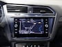 Volkswagen Tiguan 1.5 TSI 2x R-Line / 150pk / NAP / IQ Light / Automatische klimaatregeling /