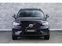 Volvo XC40 2.0 B4 Plus Dark | Trekhaak | Panoramadak | Lichtmetalen Velgen 19 inch | All-Season banden | Harman Kardon Audio | Achteruitrijcamera | Parkeersensoren | Keyless Entry | Elektrische Achterklep | Elektrisch Verstelbare Voorstoelen | Stoelverwarming | Google Navigatie | Apple Carplay | Android Auto