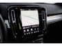 Volvo XC40 2.0 B4 Plus Dark | Trekhaak | Panoramadak | Lichtmetalen Velgen 19 inch | All-Season banden | Harman Kardon Audio | Achteruitrijcamera | Parkeersensoren | Keyless Entry | Elektrische Achterklep | Elektrisch Verstelbare Voorstoelen | Stoelverwarming | Google Navigatie | Apple Carplay | Android Auto
