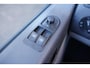 Volkswagen Transporter 2.0 TDI 102 pk L2H1 Navi, 2x Schuifdeur, Airco Trekhaak, Cruise Control, Laadruimte Pakket, 3-Zits