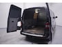 Volkswagen Transporter 2.0 TDI 102 pk L2H1 Navi, 2x Schuifdeur, Airco Trekhaak, Cruise Control, Laadruimte Pakket, 3-Zits