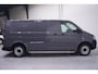 Volkswagen Transporter 2.0 TDI 102 pk L2H1 Navi, 2x Schuifdeur, Airco Trekhaak, Cruise Control, Laadruimte Pakket, 3-Zits