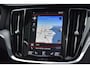 Volvo V60 D4 191PK Inscription | Trekhaak | All season banden | Head up display | Panoramadak