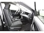 Toyota RAV4 2.5 Hybrid AWD Style Limited |  Aanhangwagen geremd 1650 KG | Stoel verwarming | Stuurverwarming | Navigatie | Trekhaak | parkeersensor voor en achter |
