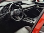 Mazda 3 2.0 e-SkyActiv-X M Hybrid 180 Luxury | Trekhaak | Apple Carplay/Android Auto | Stoel/stuurverwarming | BOSE geluidsinstallatie | 360 graden camera | Adaptief Cruise Control | Head-up display |