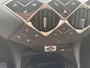 DS 3 Crossback E-Tense So Chic 50 kWh / SOH 88% / Navigatie / Stoelverwarming / Cruise Control / Climate Control / Apple Carplay&Android Auto / Parkeersensoren voor + achter