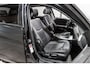 BMW 3-Serie Touring 320i Pano Navi PDC Cruise Stoelverwarming