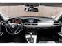 BMW 3-Serie Touring 320i Pano Navi PDC Cruise Stoelverwarming