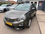 Peugeot 3008 1.2 PureTech Active / Cruise / Virtual / Nieuwe Motor via Peugeot Dealer .