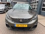 Peugeot 3008 1.2 PureTech Active / Cruise / Virtual / Nieuwe Motor via Peugeot Dealer .