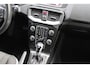 Volvo V40 1.5 T3 Dynamic Edition | Led Koplampen | Sensus Nav. | PDC Achter | Verwarmb. Stoelen |