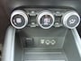Renault Captur 1.6 E-Tech Plug-in Hybrid 160 Intens , 360 Camera, Led , Carplay , Keyless go , trekhaak enz. Schuifdak