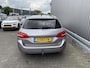Peugeot 308 SW 1.2 e-THP Première 147Dkm.NAP, Leer/Alc, Navi, Pano, CC, PDC & Cam, LM, Afn.Trekh, – Inruil Mogelijk –