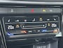 Volkswagen T-Roc 1.5 TSI 150pk DSG R-Line | Camera | Keyless | Elek. Achterklep | Dode hoek | Rijklaar incl. 1 jaar Bovag garantie