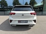 Volkswagen T-Roc 1.5 TSI 150pk DSG R-Line | Camera | Keyless | Elek. Achterklep | Dode hoek | Rijklaar incl. 1 jaar Bovag garantie